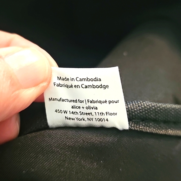 ALICE + OLIVIA BY STACEY BENDET REGAL ROMANCE DUFFLE BAG WITH STRAP Nwt - Picture 15 of 16